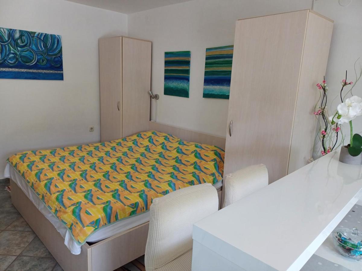 Apartments Lana Pula Extérieur photo