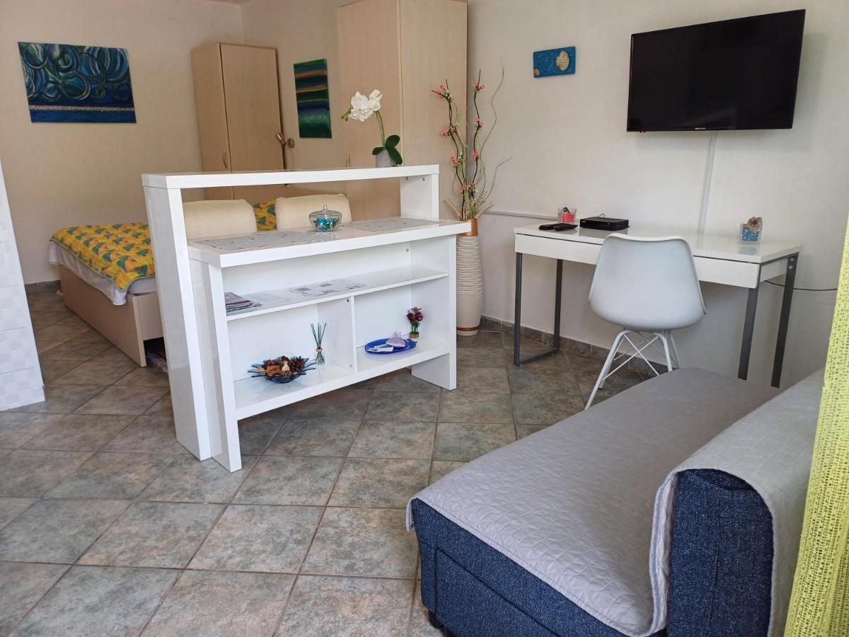Apartments Lana Pula Extérieur photo
