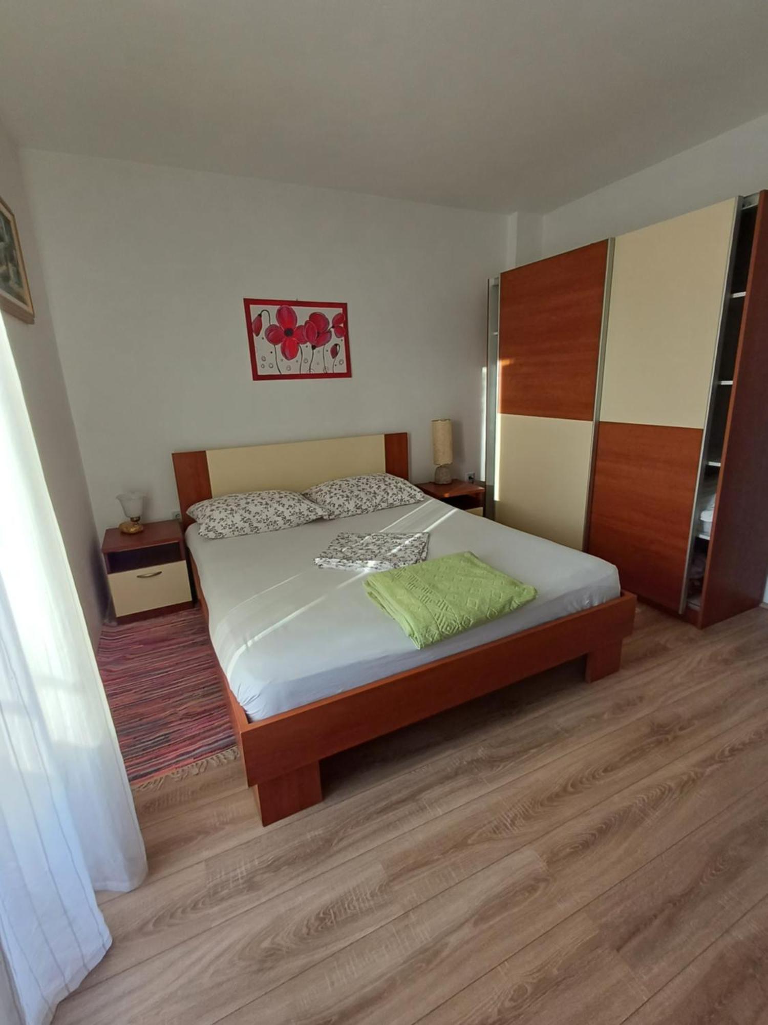 Apartments Lana Pula Extérieur photo